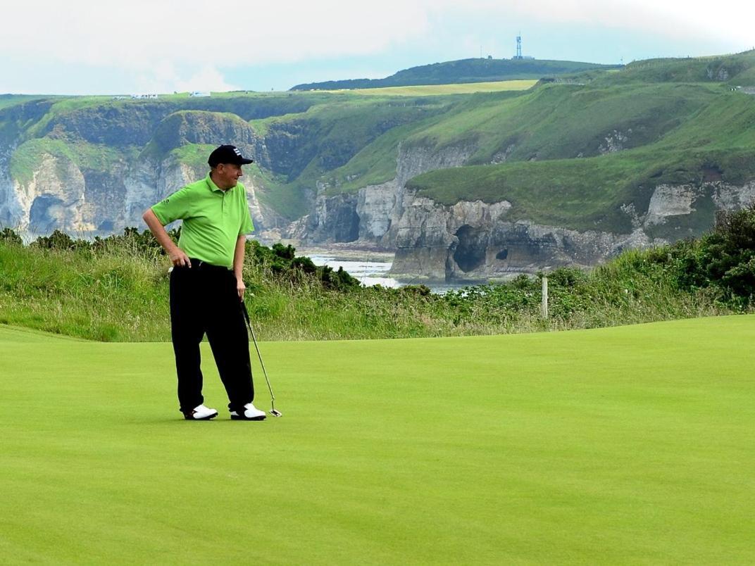 Portrush Townhouse Vandrehjem Eksteriør billede