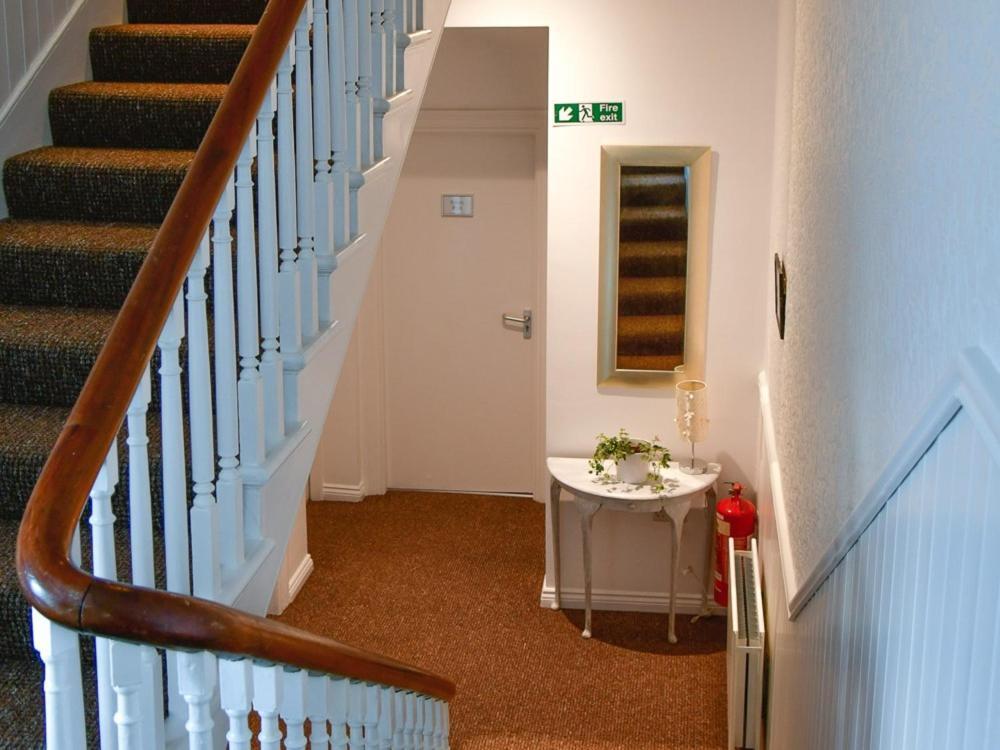 Portrush Townhouse Vandrehjem Eksteriør billede